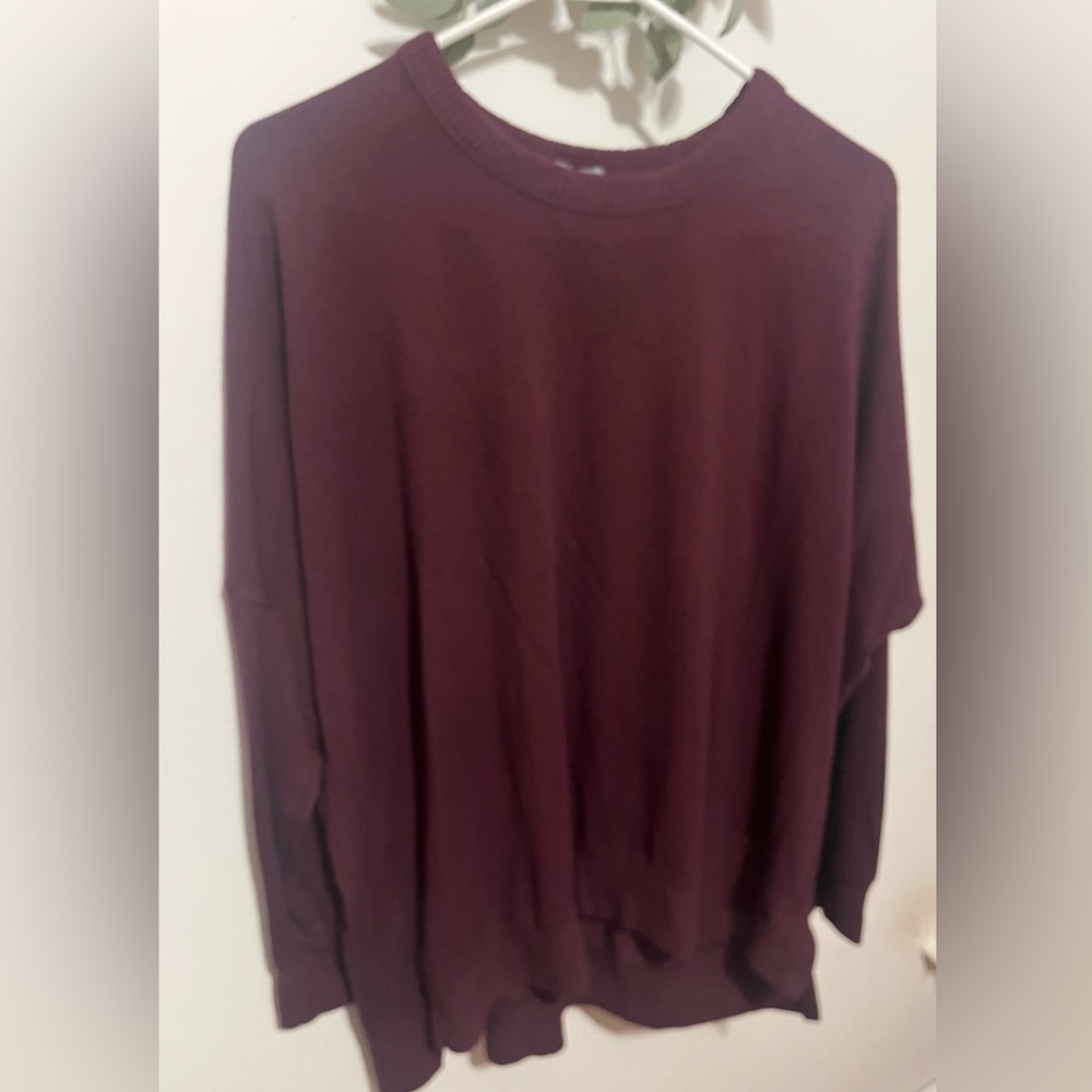 Aerie Women’s Oversized Burgundy Knit Top, Size Medium